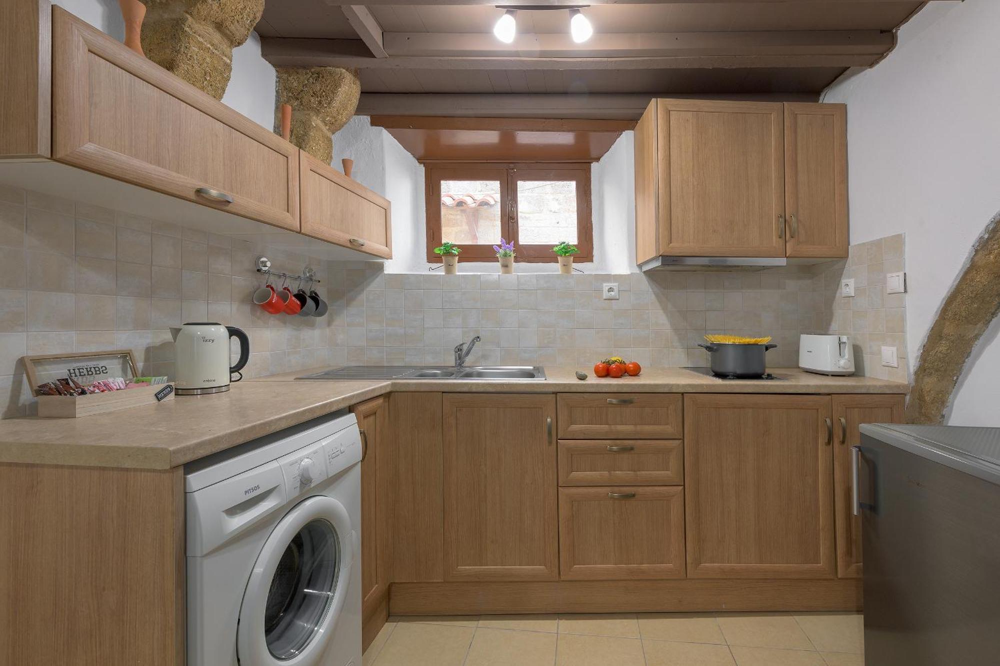 Rustic Self-Inn Rhodes City Екстериор снимка