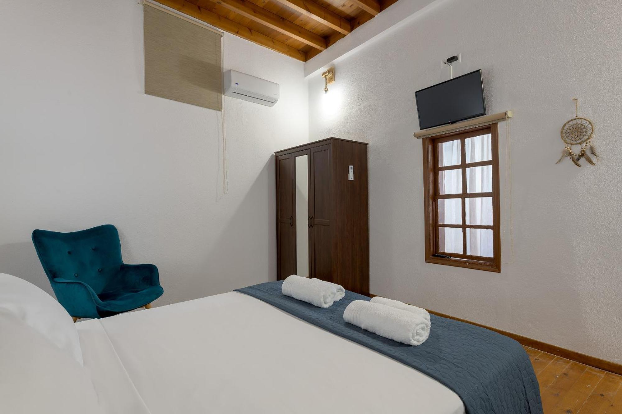 Rustic Self-Inn Rhodes City Екстериор снимка