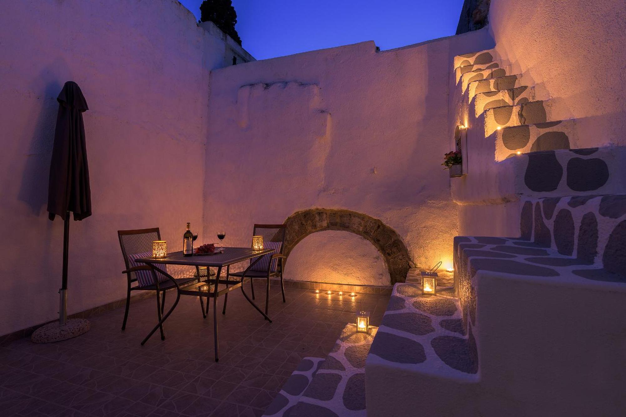 Rustic Self-Inn Rhodes City Екстериор снимка